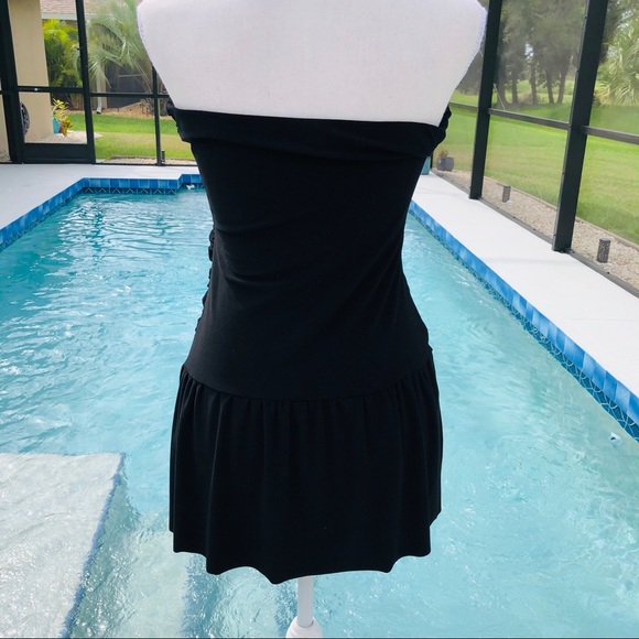 SOLD!!!⭐️Halter Blouse!⭐️ - Picture 3 of 5